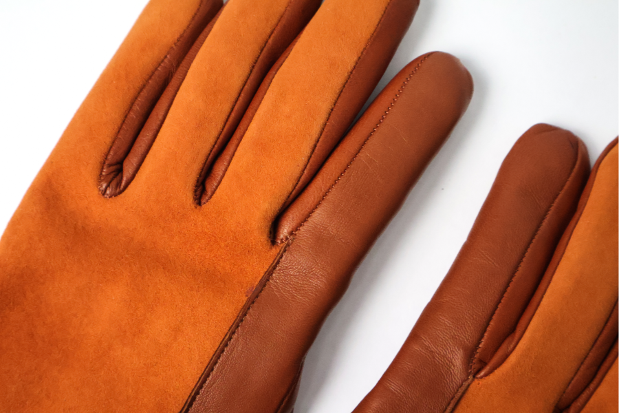 Gants Prestigieux nature bi-texture en cuir d'agneau et cuir d'agneau suédé doublé